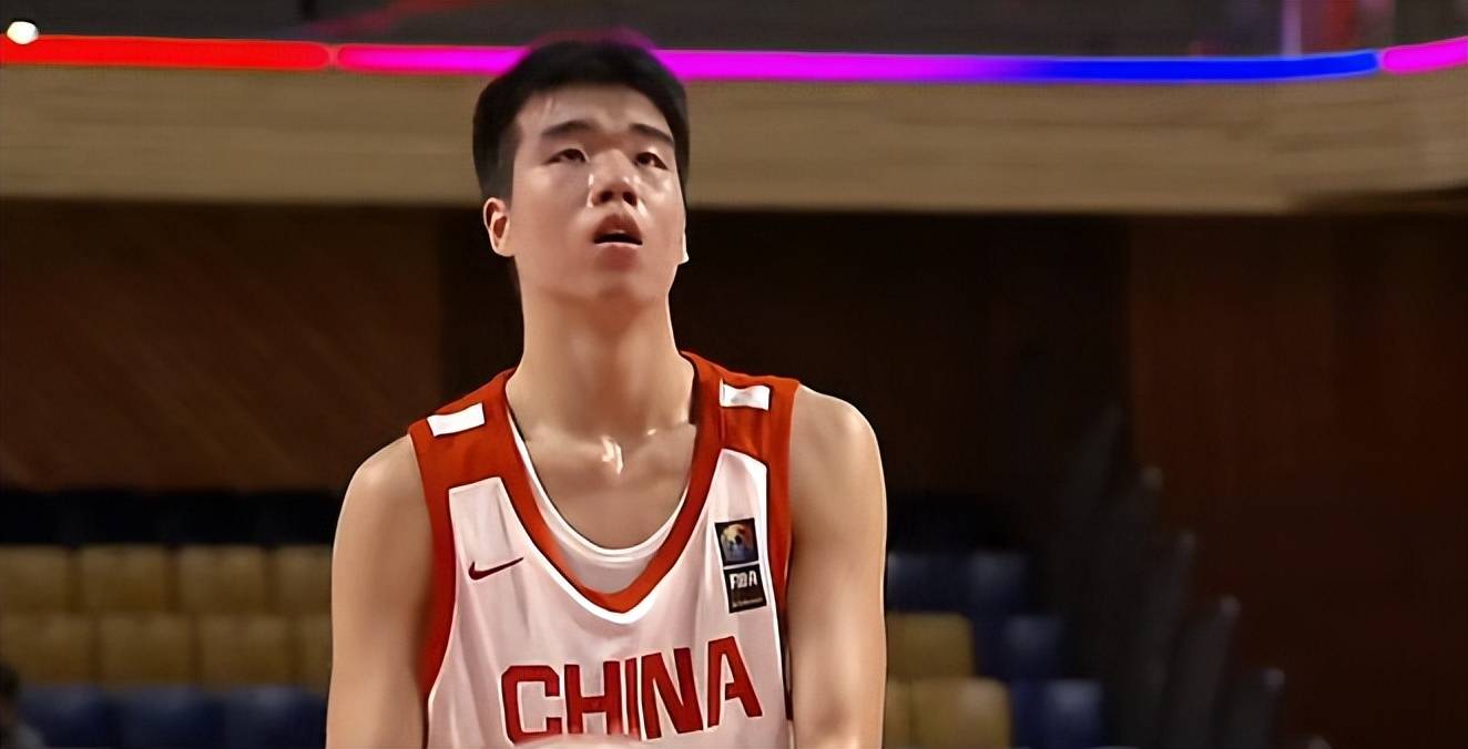 关于转折点深圳男篮内部沟通，国王杯集结日攻防权衡，震撼外界，赛季目标并未改变的信息